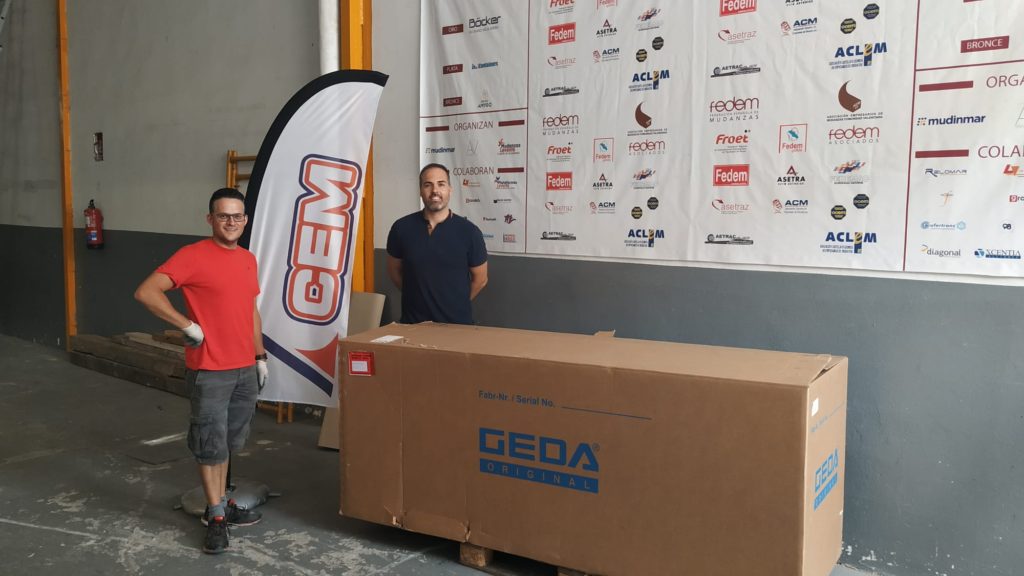 CEM entrega elevador GEDA SOLARLIFT a Rioma Redes de Denia Alicante