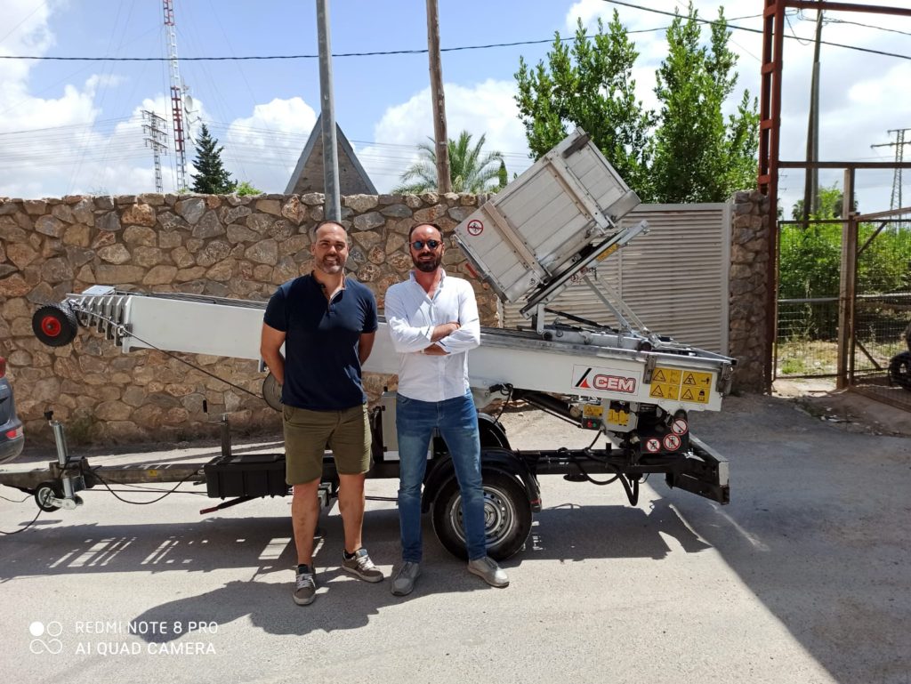 CEM vende un elevador usado Böcker Junior 21 a la empresa MEMUDO de Malaga