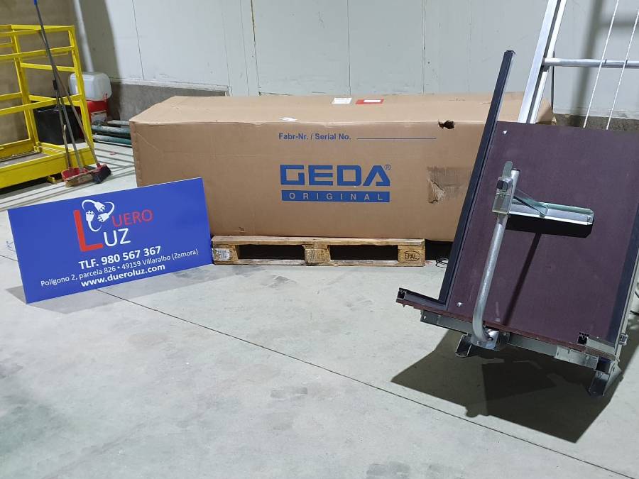 CEM vende un elevador GEDA Solar Lift a la empresa DueroLuz en Zamora