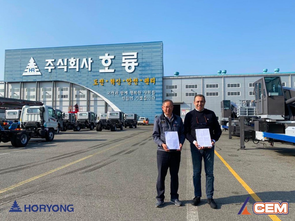 CEM - Group viaja a Corea del Sur  para renovar su acuerdo con Horyong